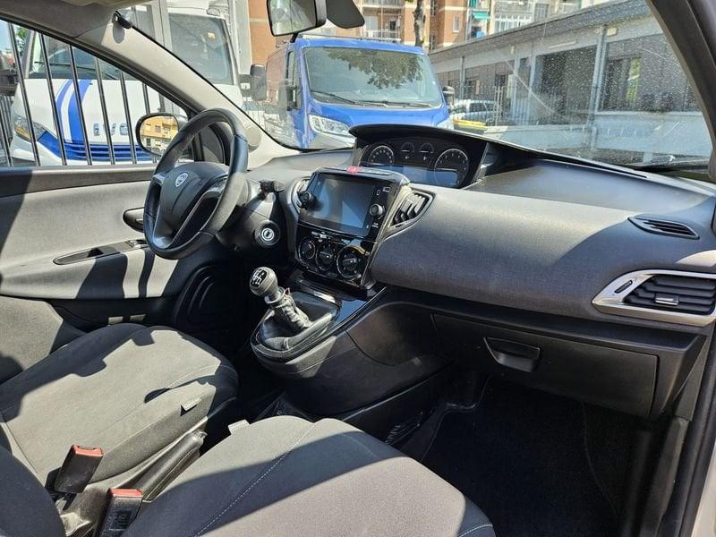 Lancia Ypsilon 1.0 FireFly 70cv S&S Hybrid