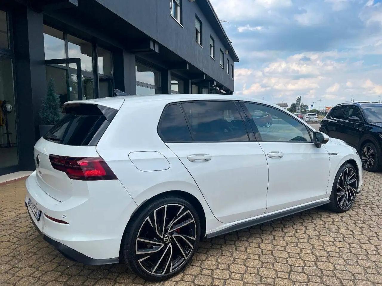 Volkswagen Golf 2.0 TDI DSG GTD