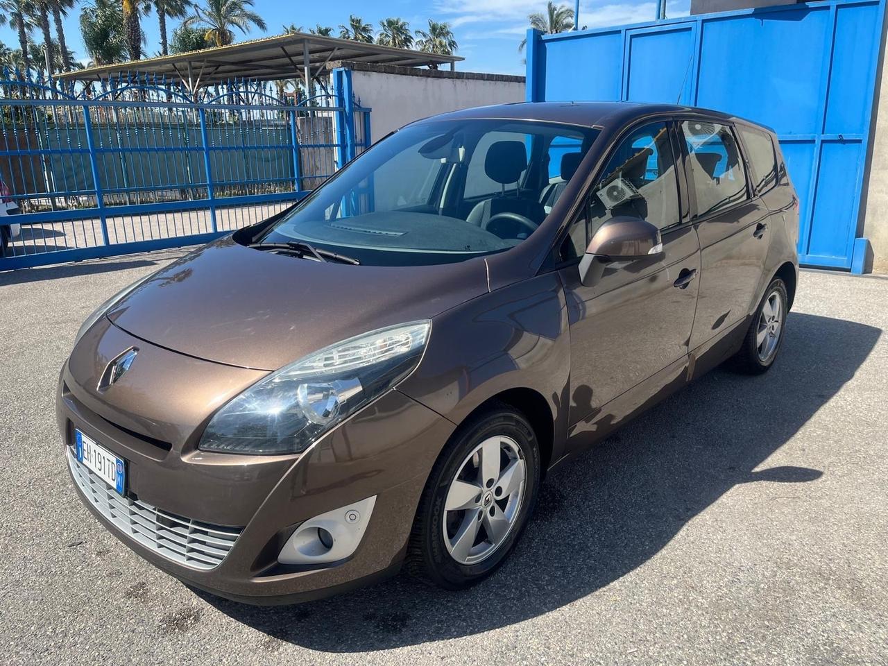Renault scenic xmode-7 posti -1.5 dci-2011