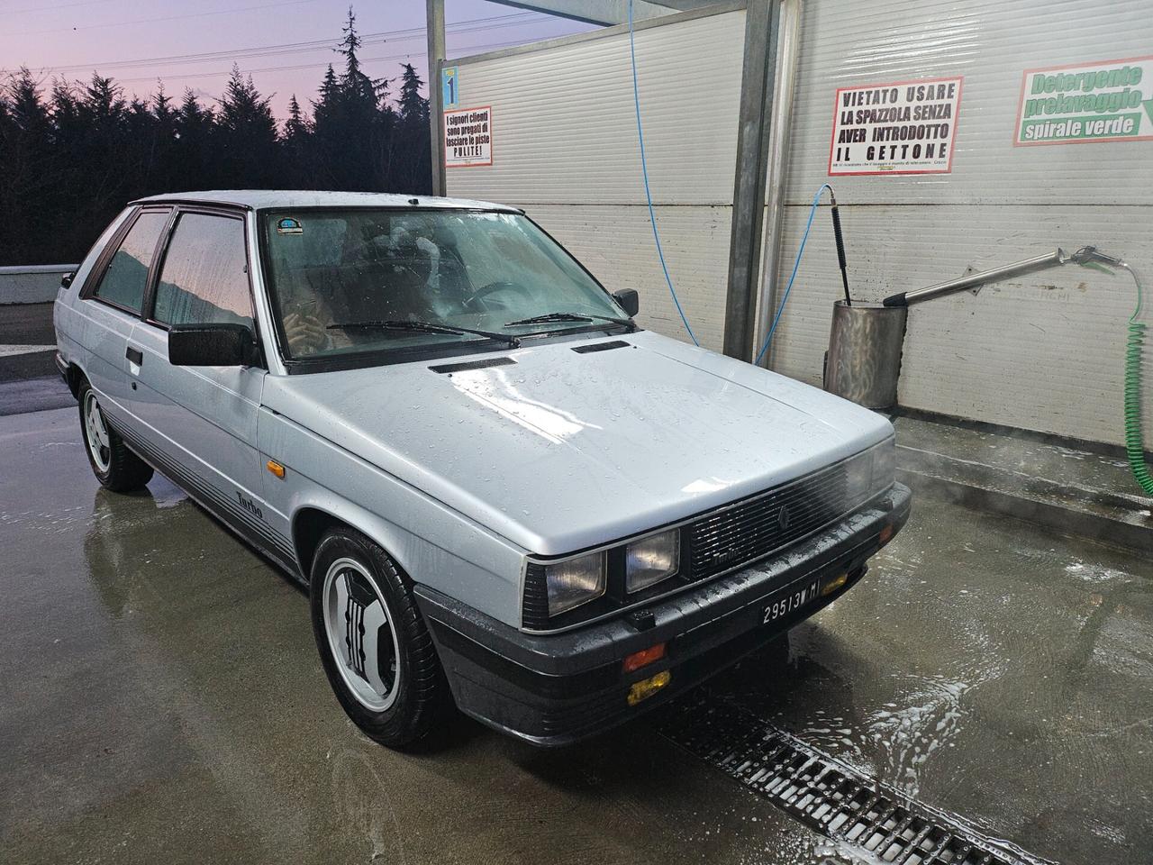 Alfa Romeo 75 1.8i turbo America