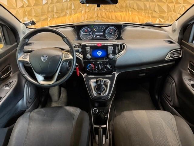Lancia Ypsilon 1.2 69 CV 5 porte GPL Ecochic Gold
