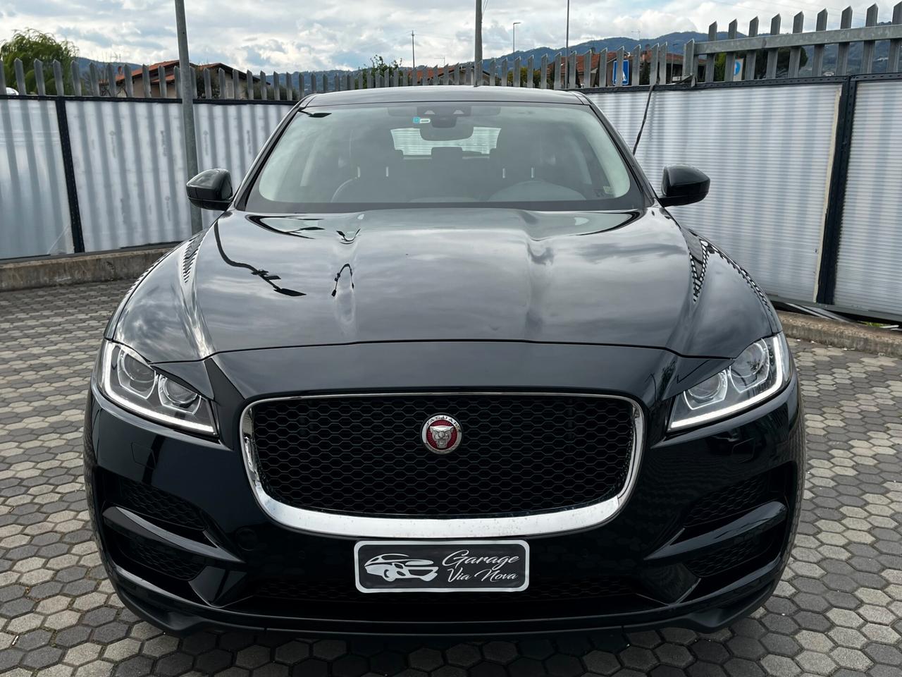 Jaguar F-Pace 2.0 D 180 CV AWD aut. Prestige