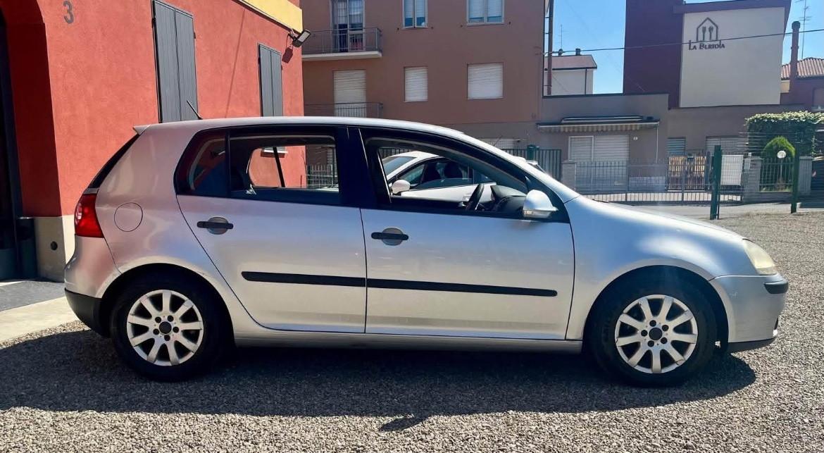 Volkswagen Golf 1.6 5p. Benzina & gpl!