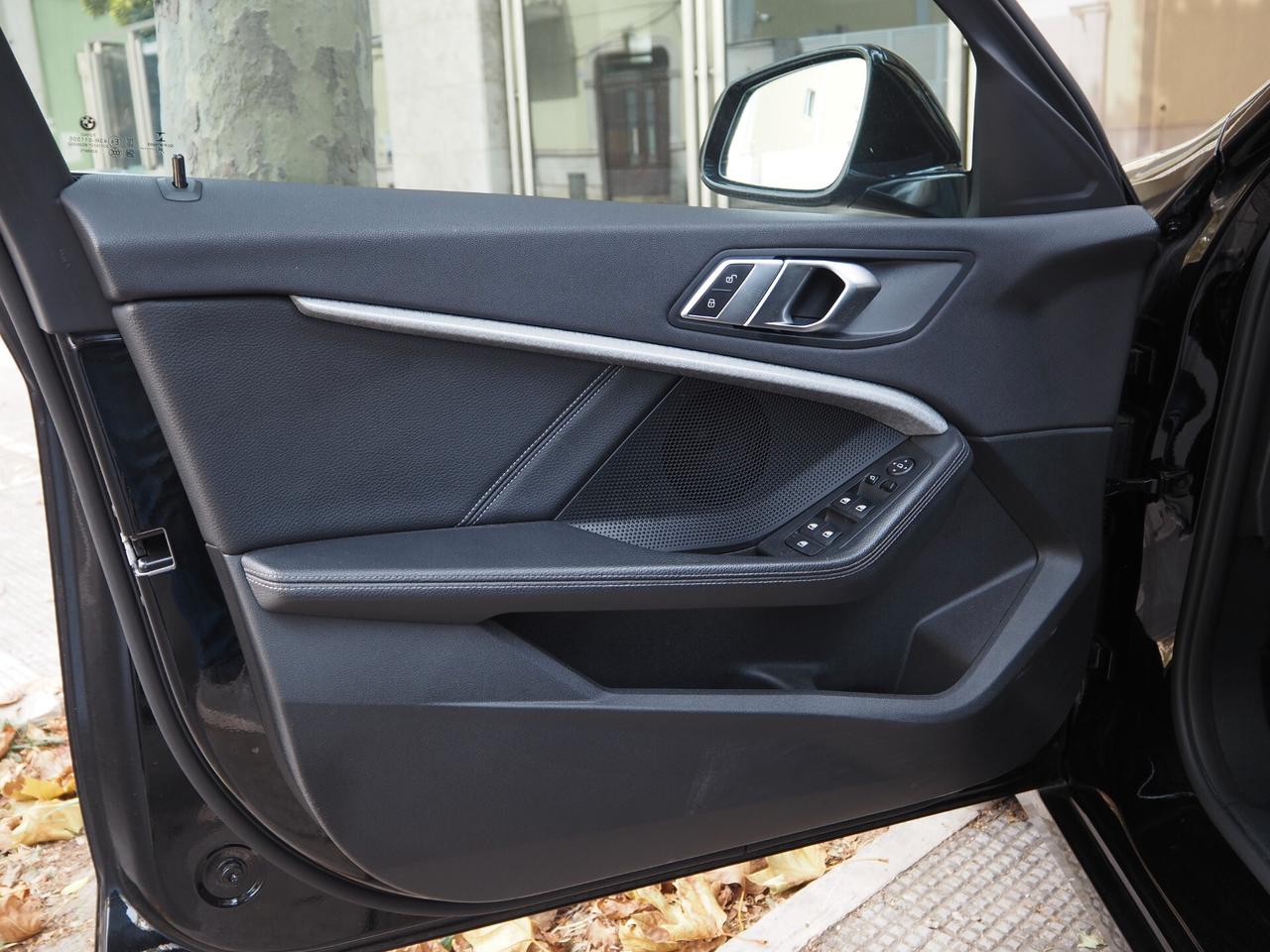 Bmw 118d 5p. Luxury autom