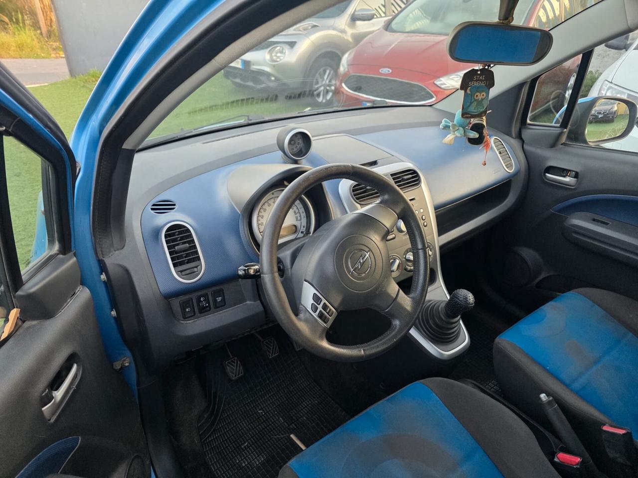 Opel Agila 1.0 benzina neopatentati