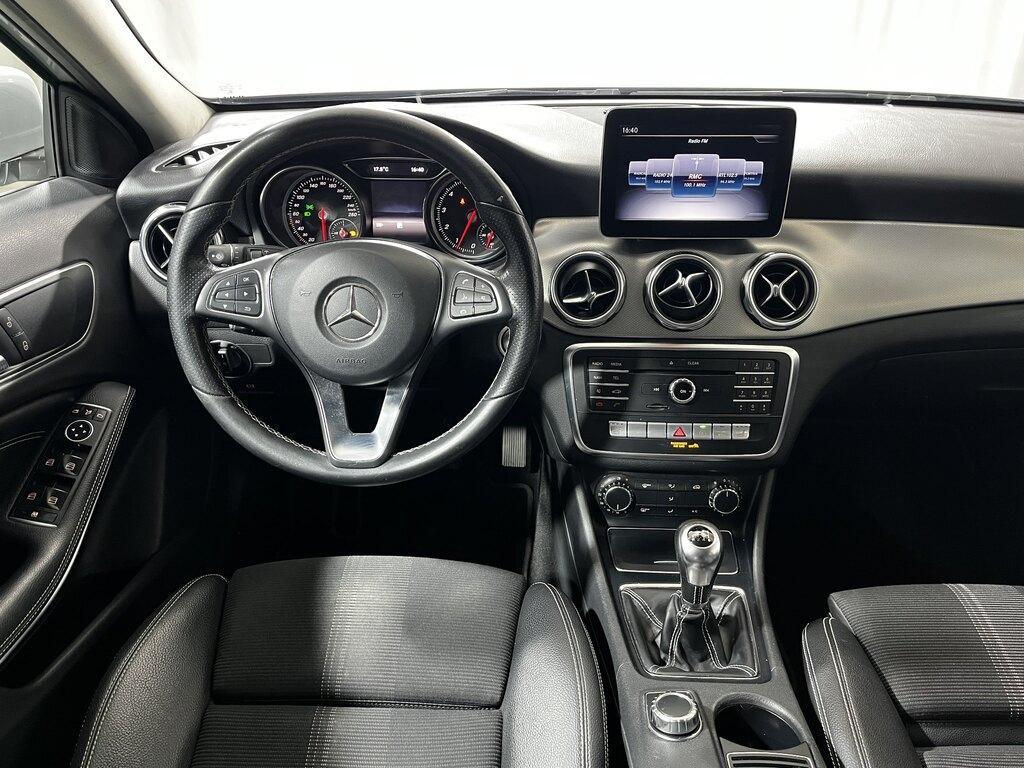 Mercedes GLA 180 Sport