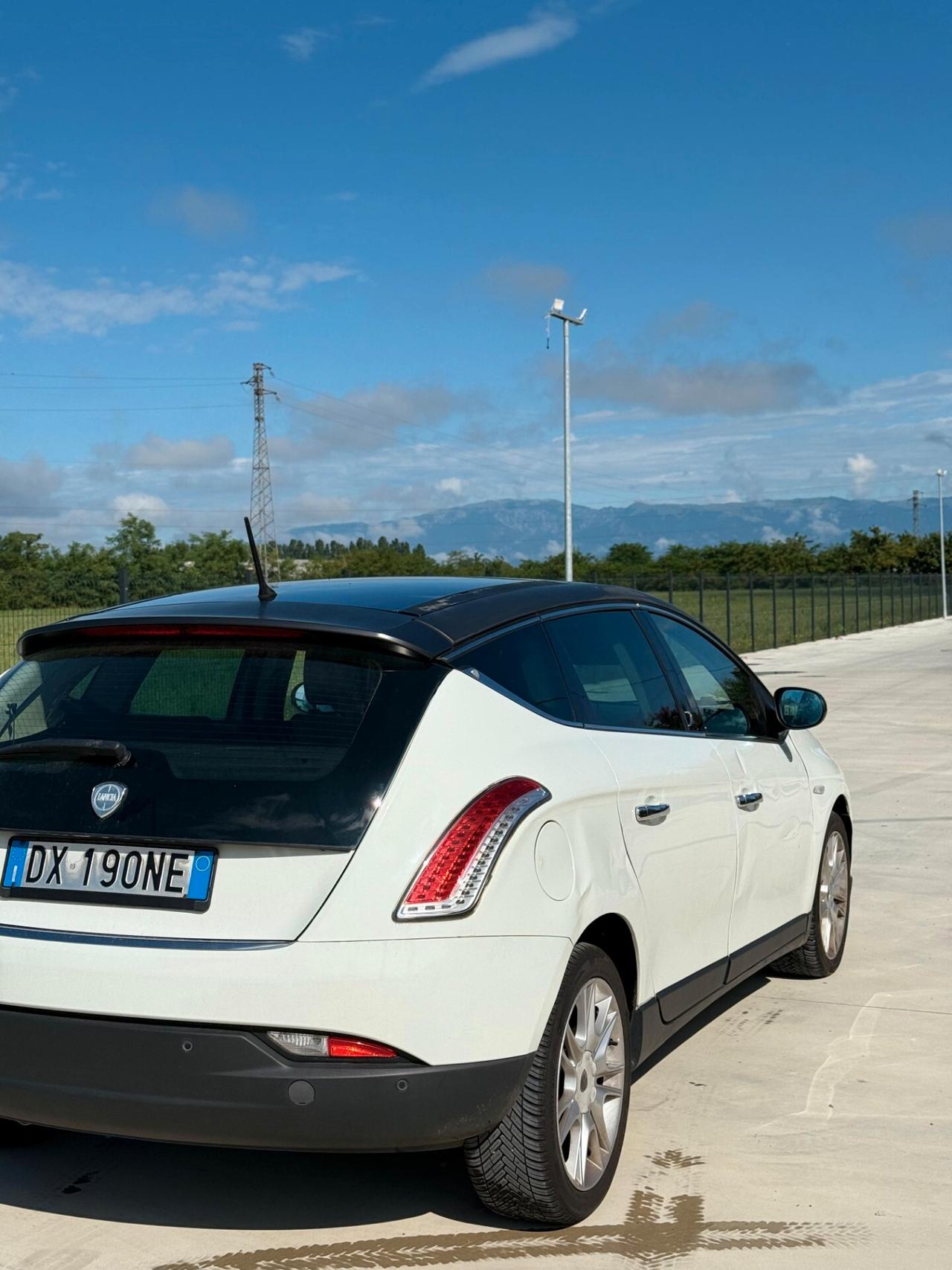 Lancia Delta 1.4 T-Jet 150 CV Platino