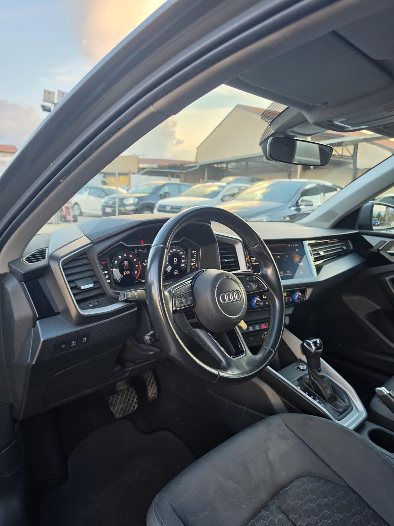 Audi A1 SPB 25 TFSI S tronic line edition