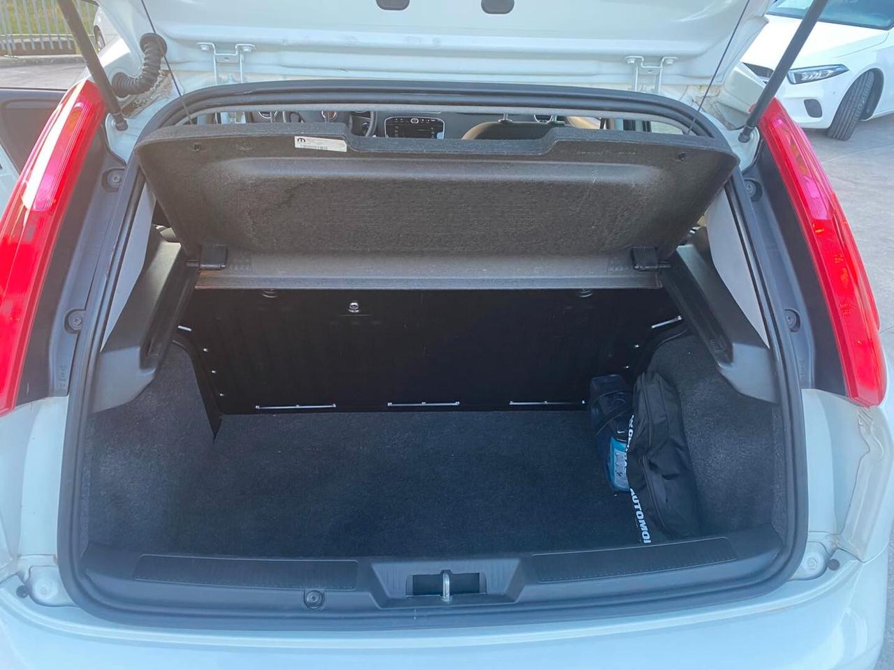 Fiat Punto benz/GPL 1.4 fire 77 CV Street 2018