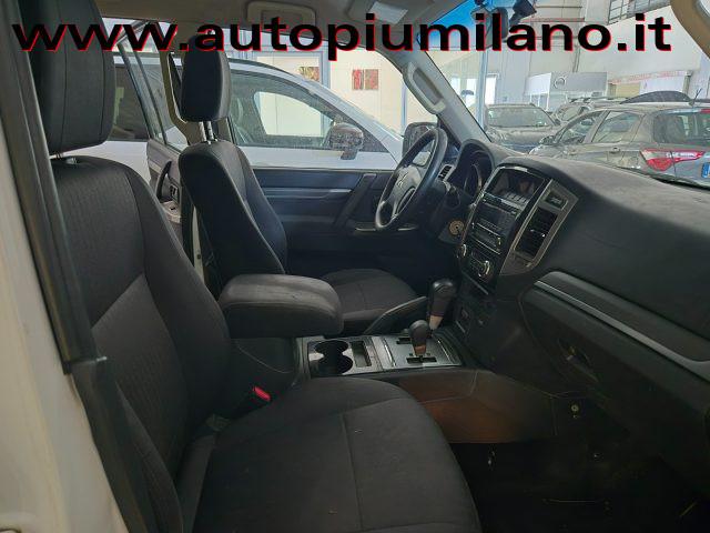 MITSUBISHI Pajero 3.2 DI-D 16V aut. 5p. Intense DPF