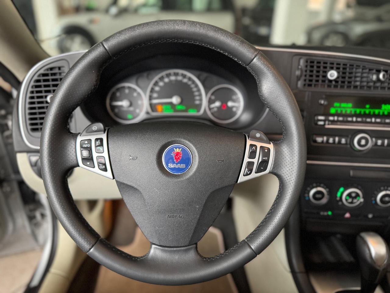 Saab 9-3 Cabriolet 1.9 TiD 16V DPF Vector Sentronic