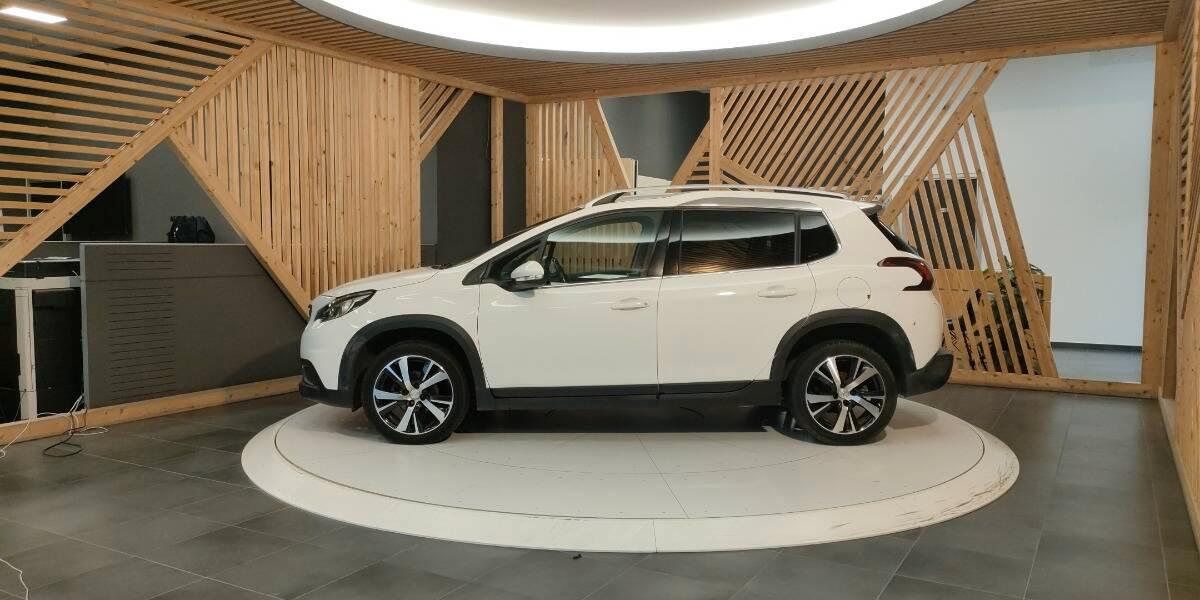 Peugeot 2008 1.5 bluehdi Allure s&s 100cv my19