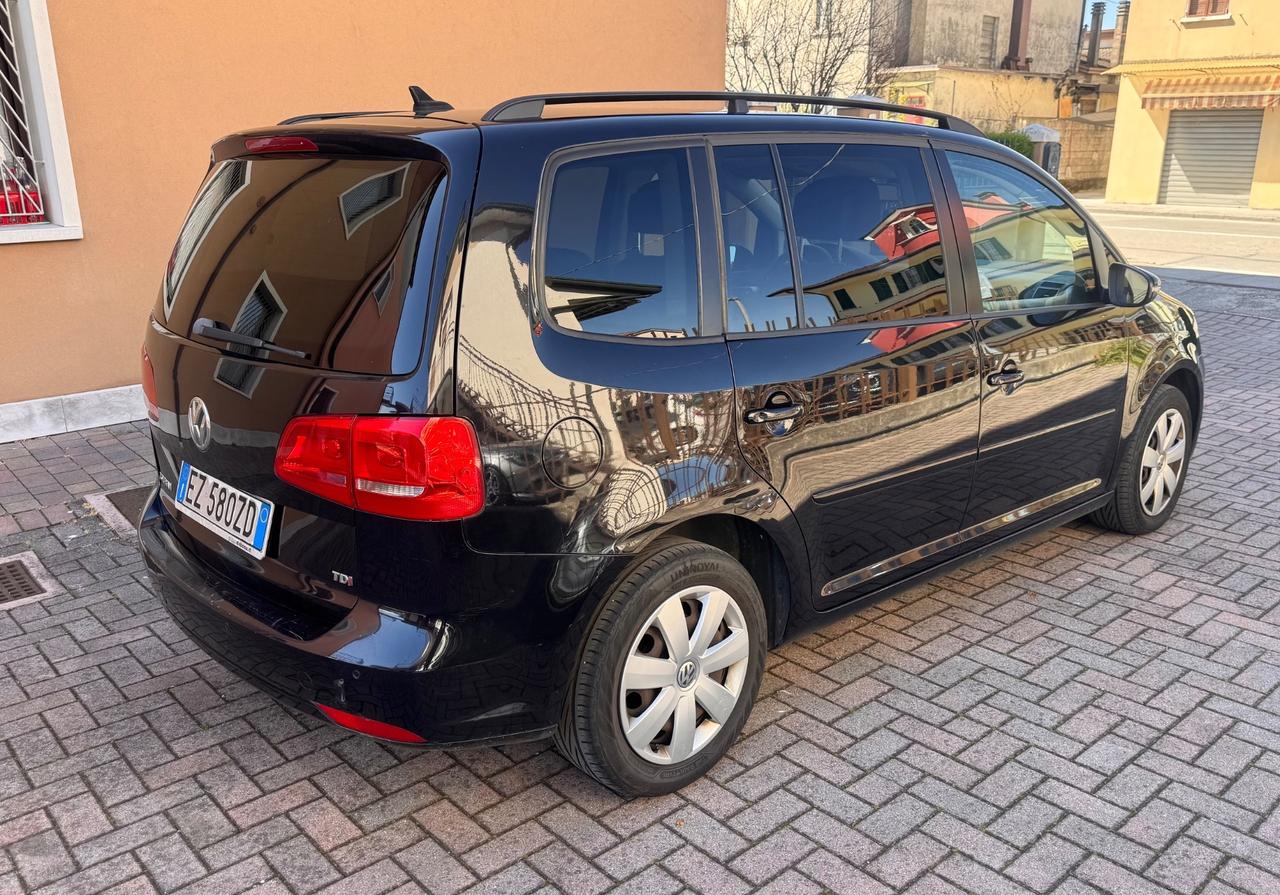 Volkswagen Touran 1.6 TDI 7 Posti Ok Neopatentati