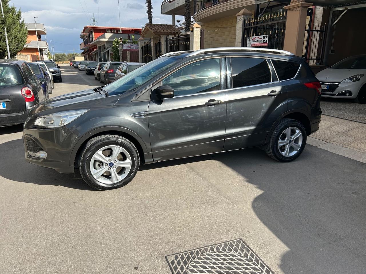 Ford Kuga 2.0 TDCI 120 CV S&S 2WD Titanium