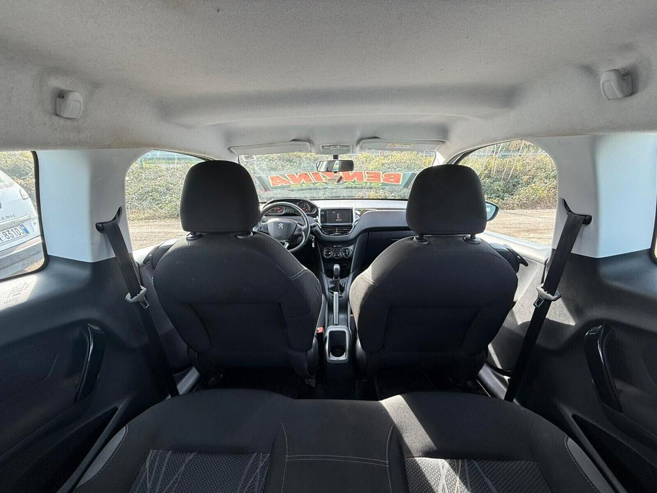 Peugeot 208 PureTech 82 3 porte Allure