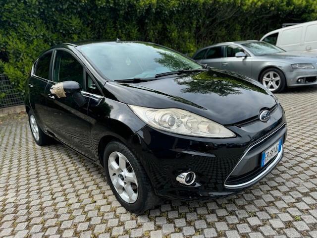 Ford Fiesta 1.4 5 porte Bz.- GPL Titanium
