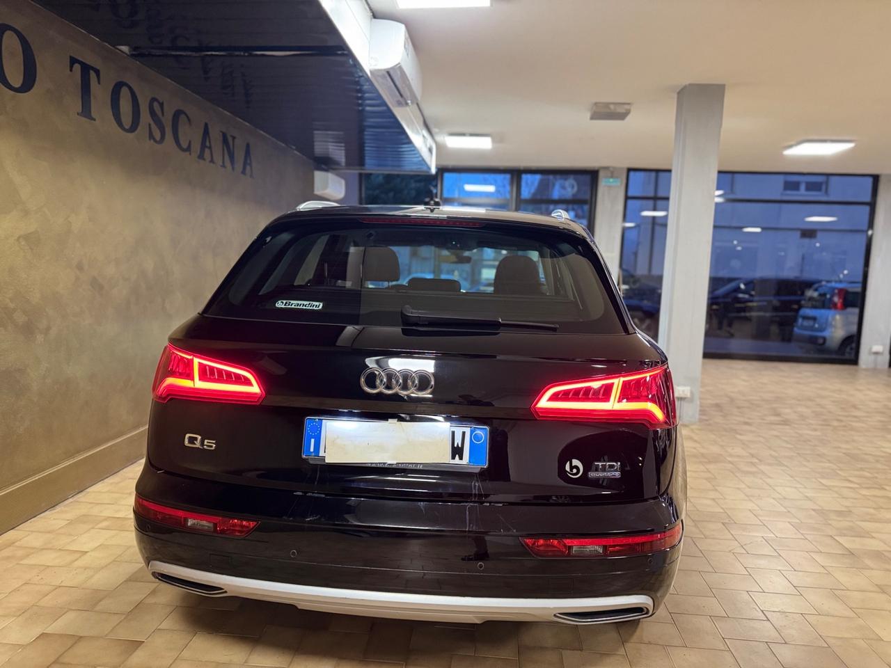 Audi Q5 2.0 TDI quattro S tronic Business Sport