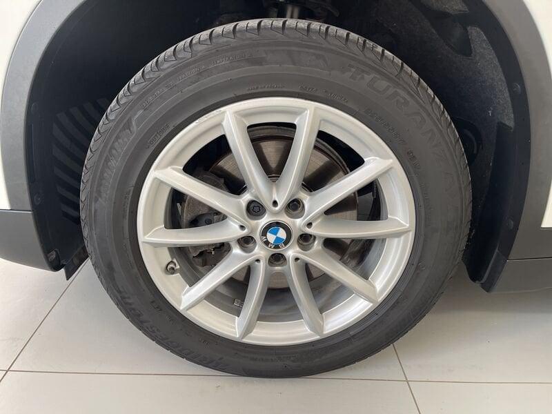 BMW X1 sDrive18d Business *Pelle*Navi*Led*