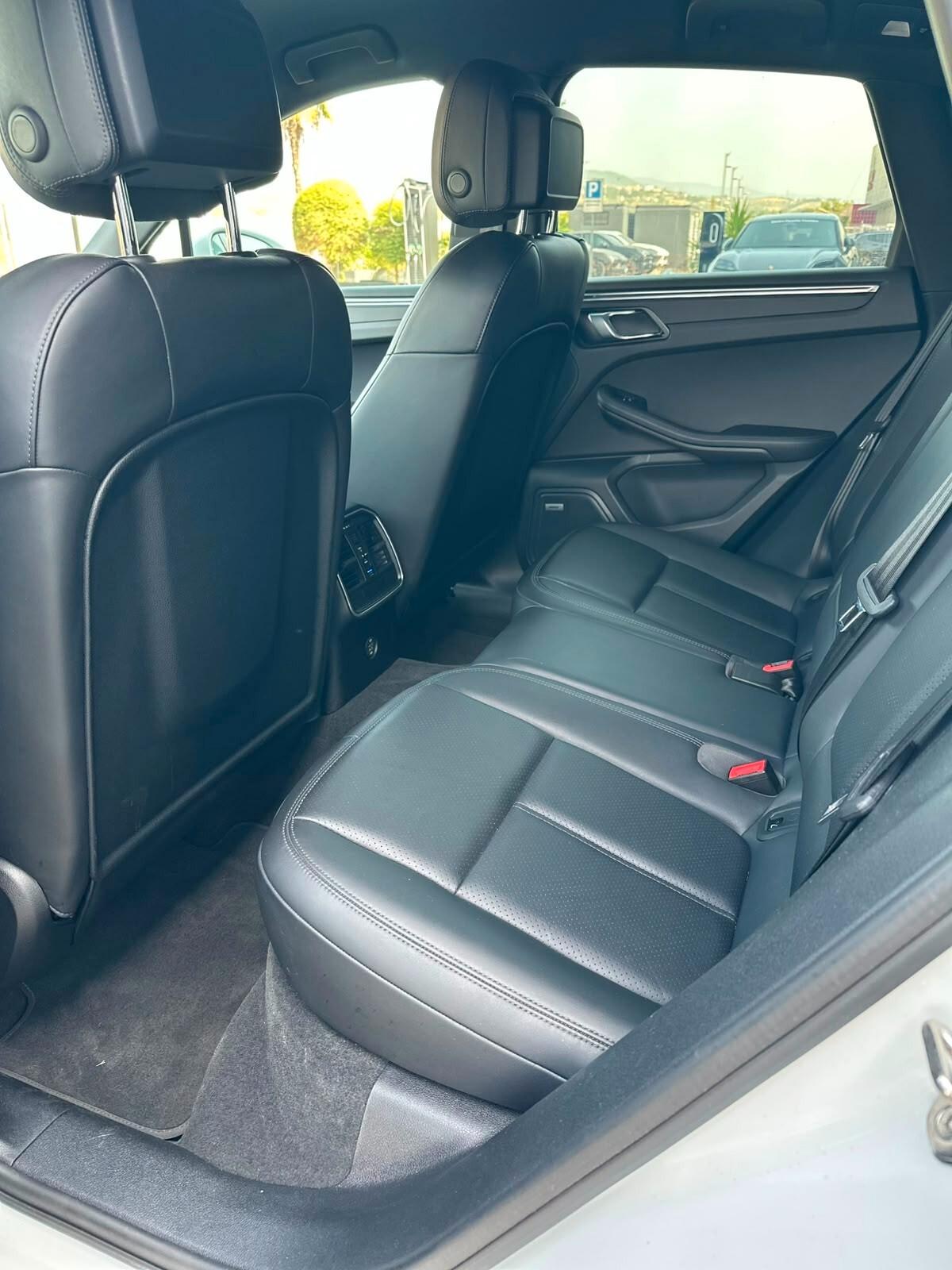 Porsche Macan 2.0