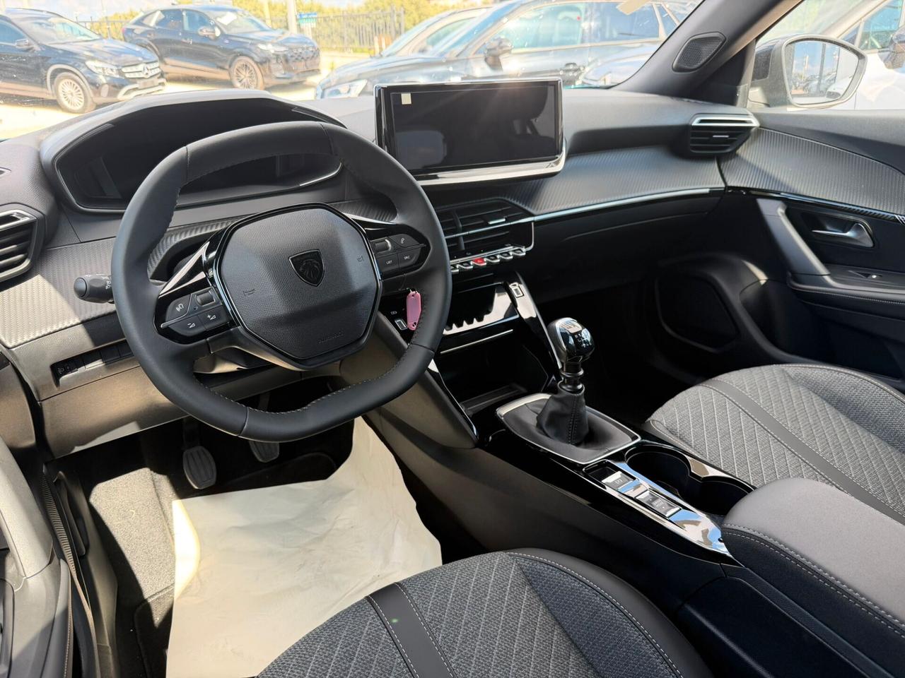 Peugeot 2008 PureTech 100 S&S Allure