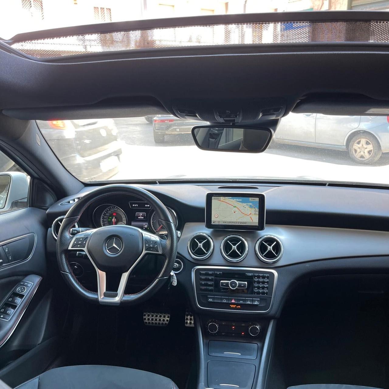 Mercedes-Benz GLA 200 CDI Automatic 4Matic Premium