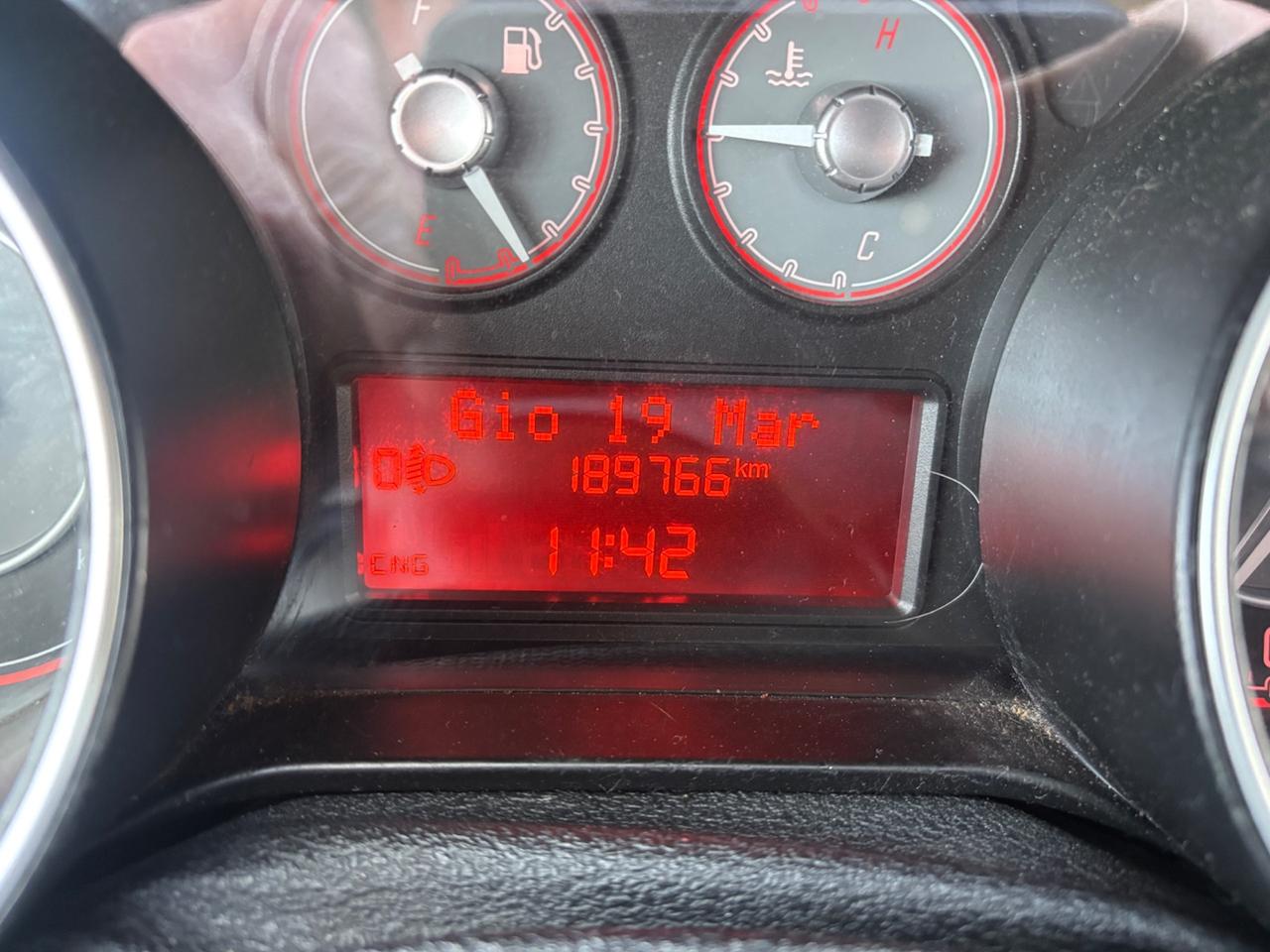 Fiat Punto 1.4 8V 5 porte Natural Power Lounge