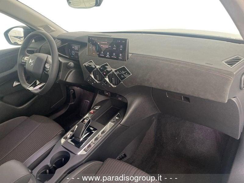 DS DS3 Performance Line E-TENSE BEV