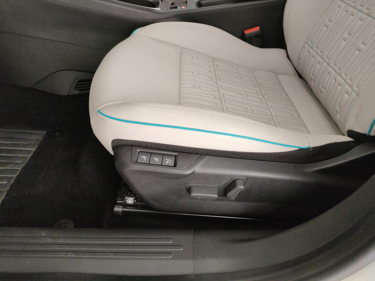 FIAT 600 1.2 hybrid La Prima 110cv auto