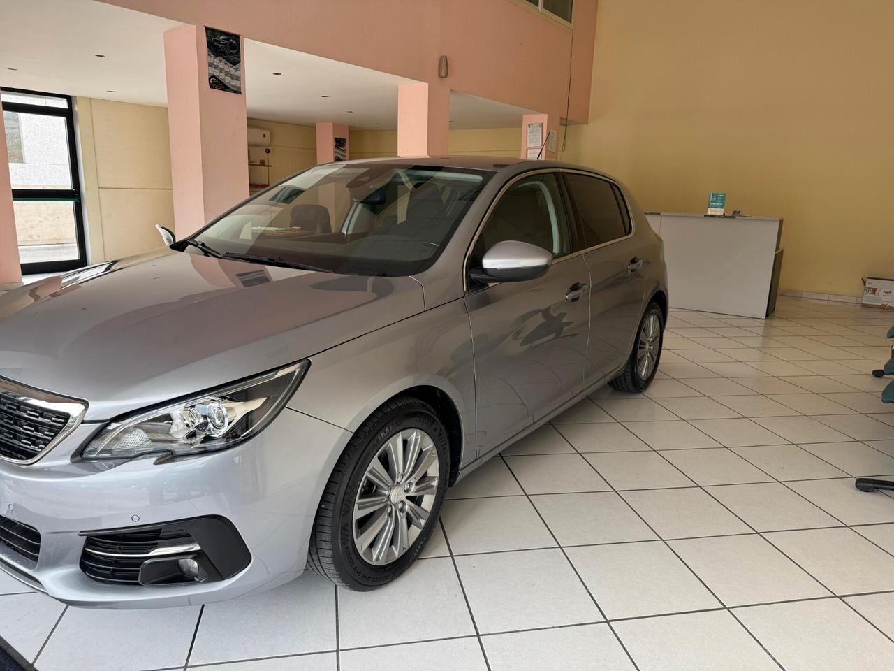 Peugeot 308 PureTech Turbo 130 S&S Allure