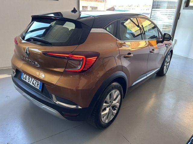 RENAULT Captur Blue dCi 95 CV Intens