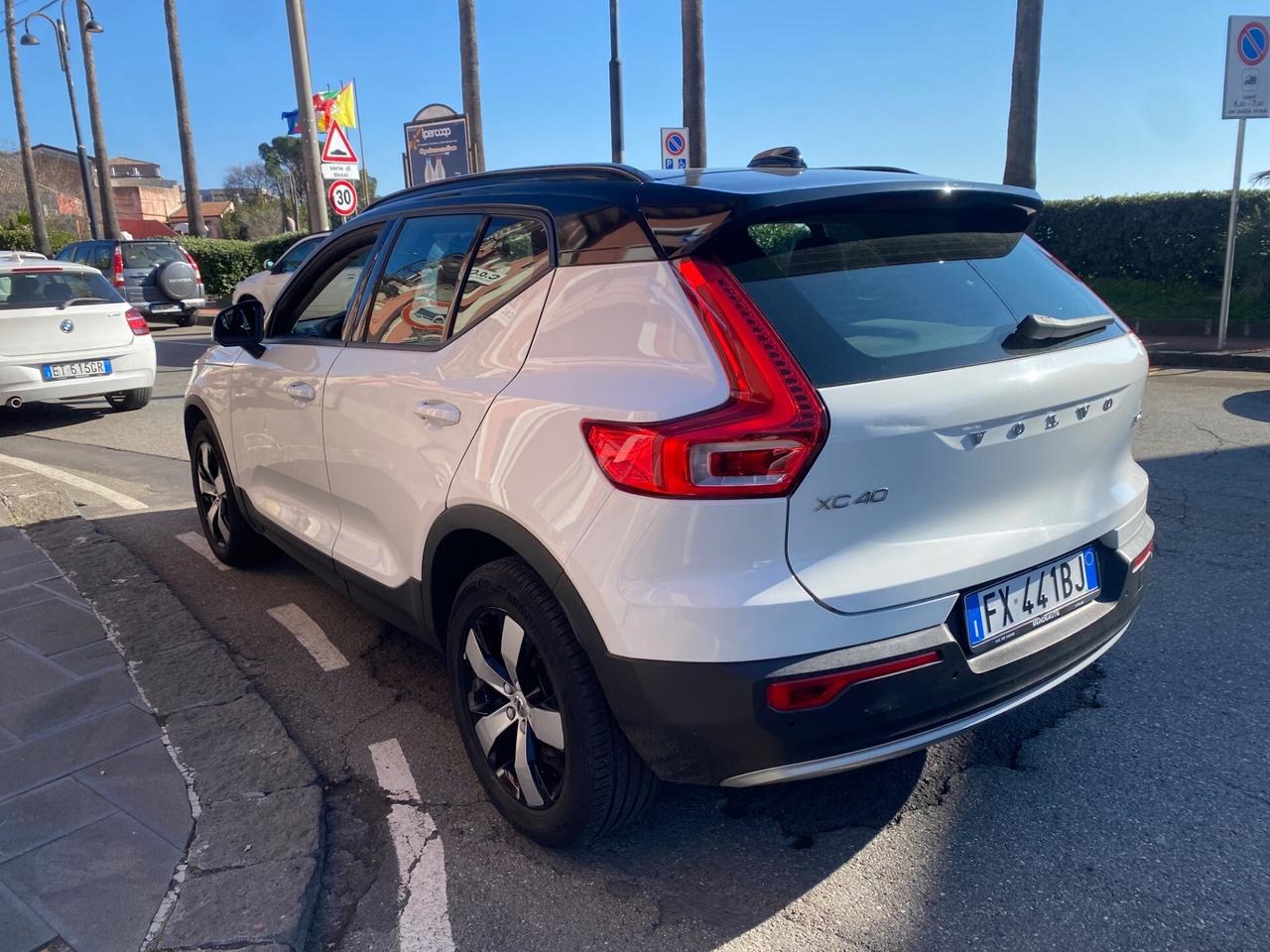 Volvo XC40 D3 Geartronic R-design 150cv 2019