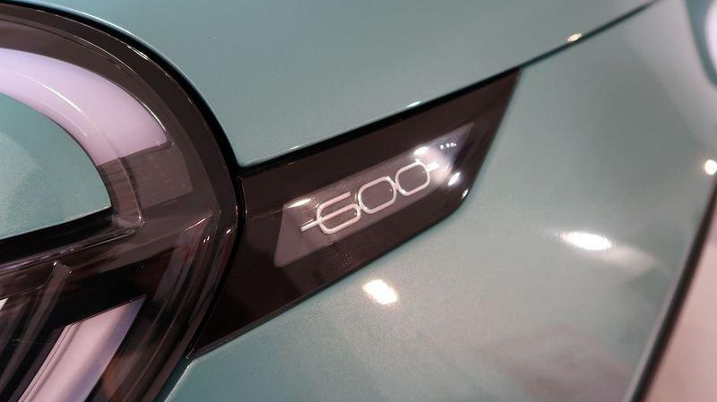 FIAT 600 1.2 Hybrid 145cv La Prima II