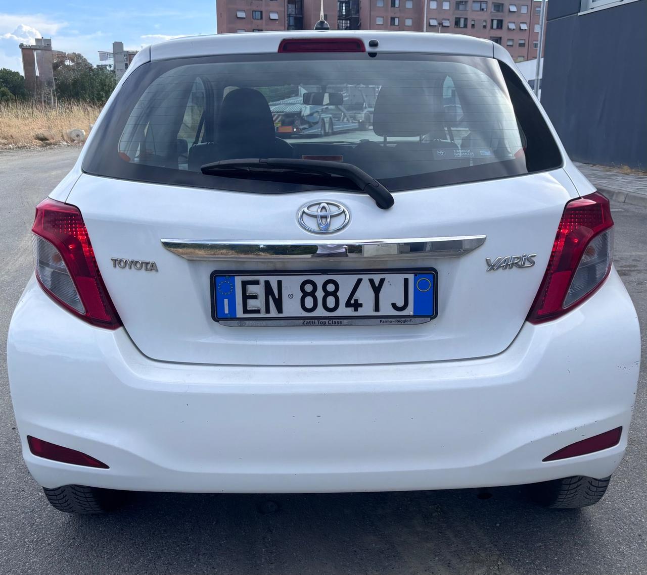 Toyota Yaris 1.0 3 porte Lounge