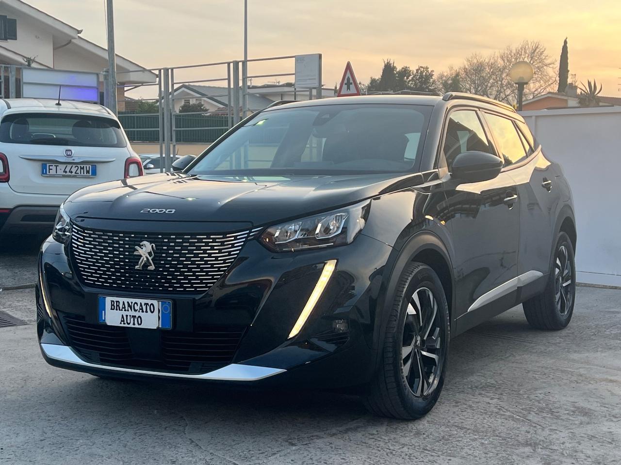 Peugeot 2008 PureTech 100 S&S Allure