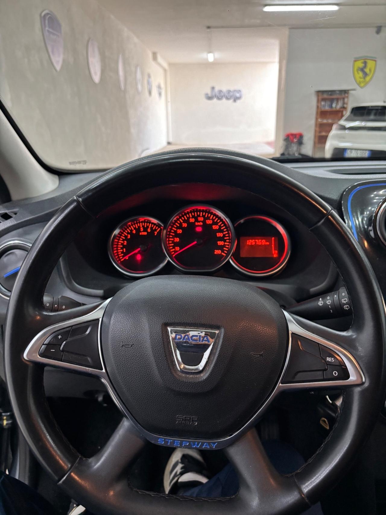 Dacia Sandero Stepway 1.0 TCe 100CV ECO-G 15th Anniversary