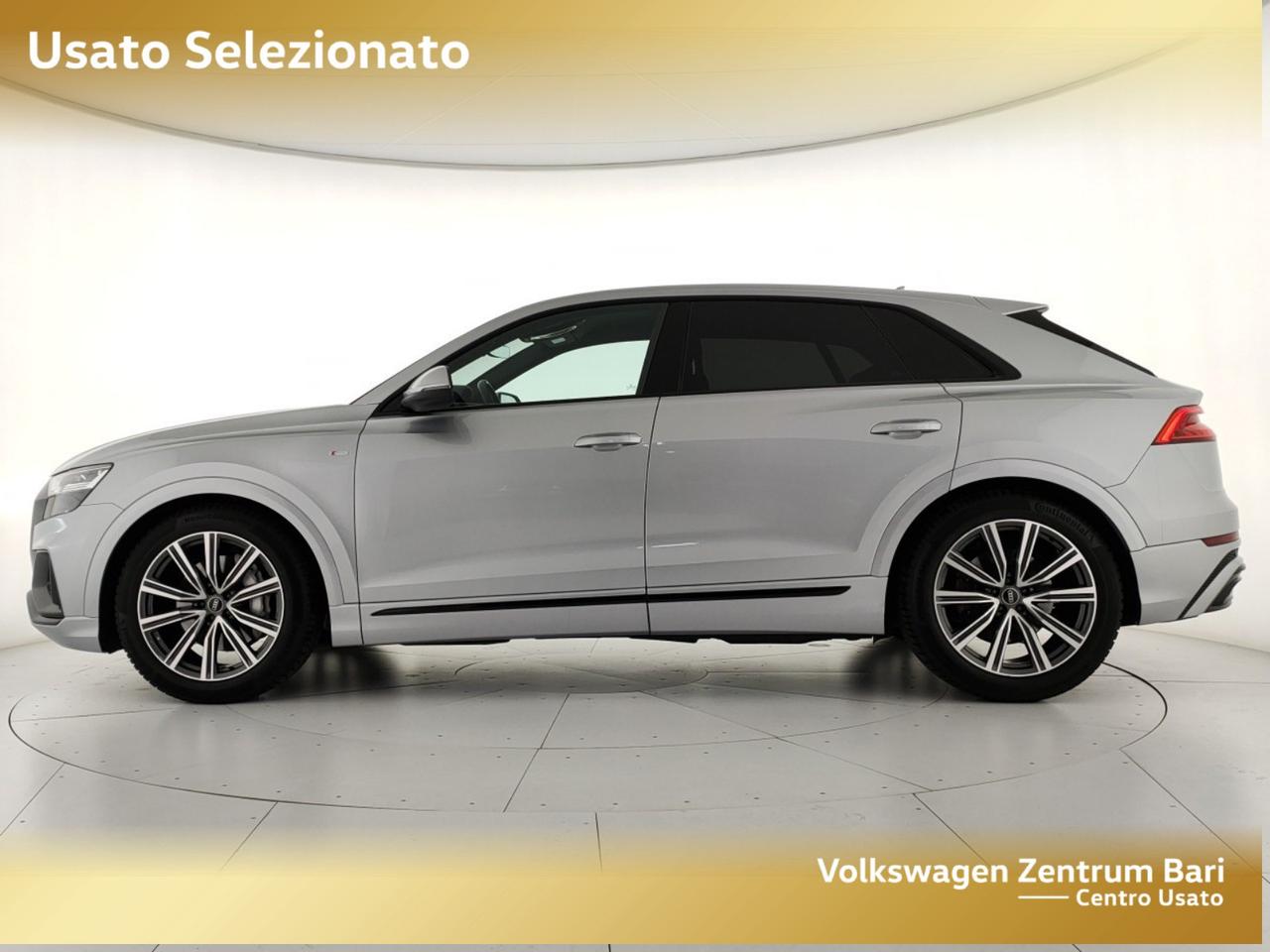 Audi Q8 50 3.0 tdi mhev quattro tiptronic
