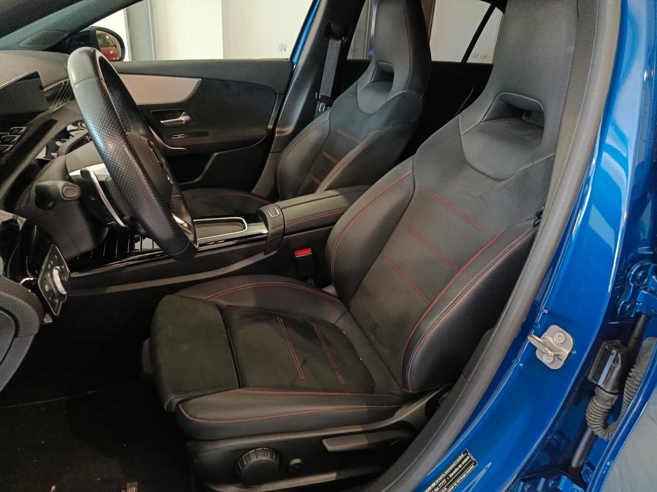 Mercedes-benz A 35 AMG A35 4MATIC