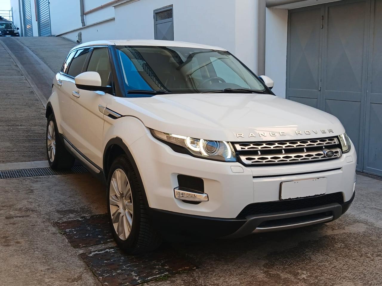 Land Rover Range Rover Evoque Range Rover Evoque 2.2 Sd4 5p. Prestige