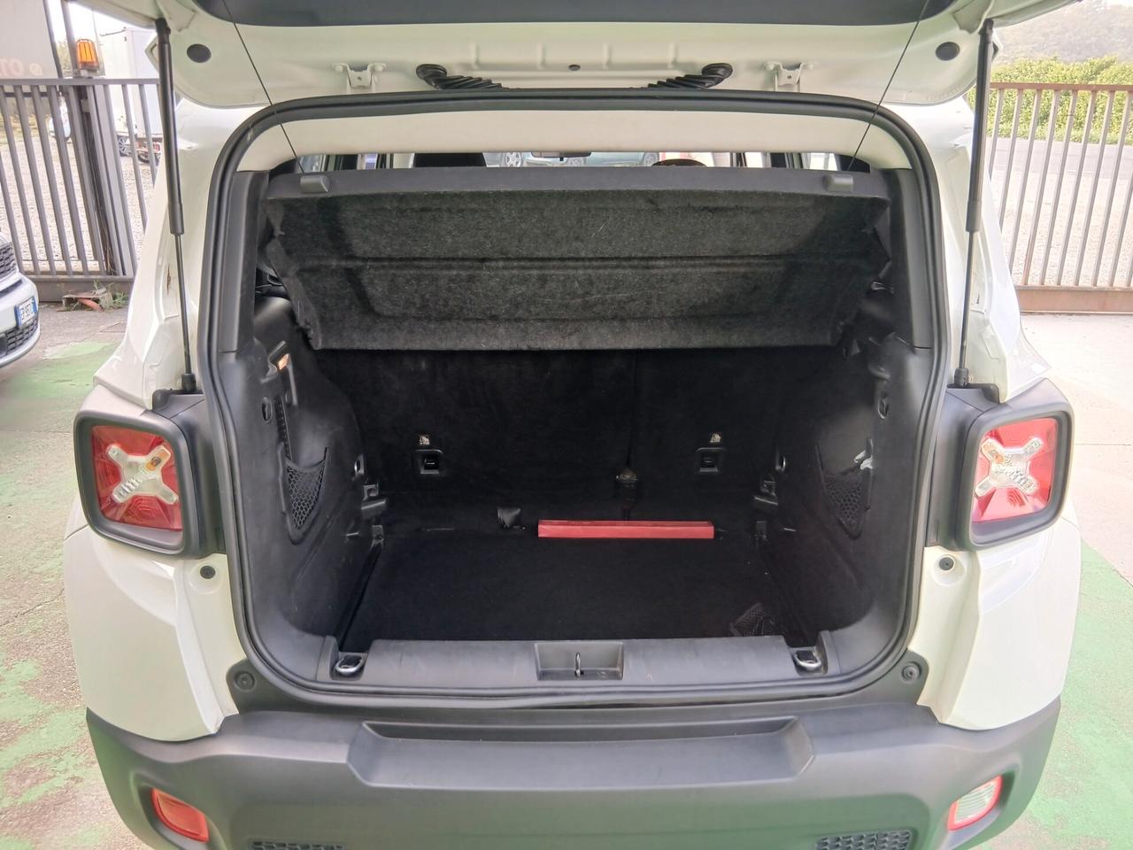 Jeep Renegade 1.6 E-TorQ EVO Sport