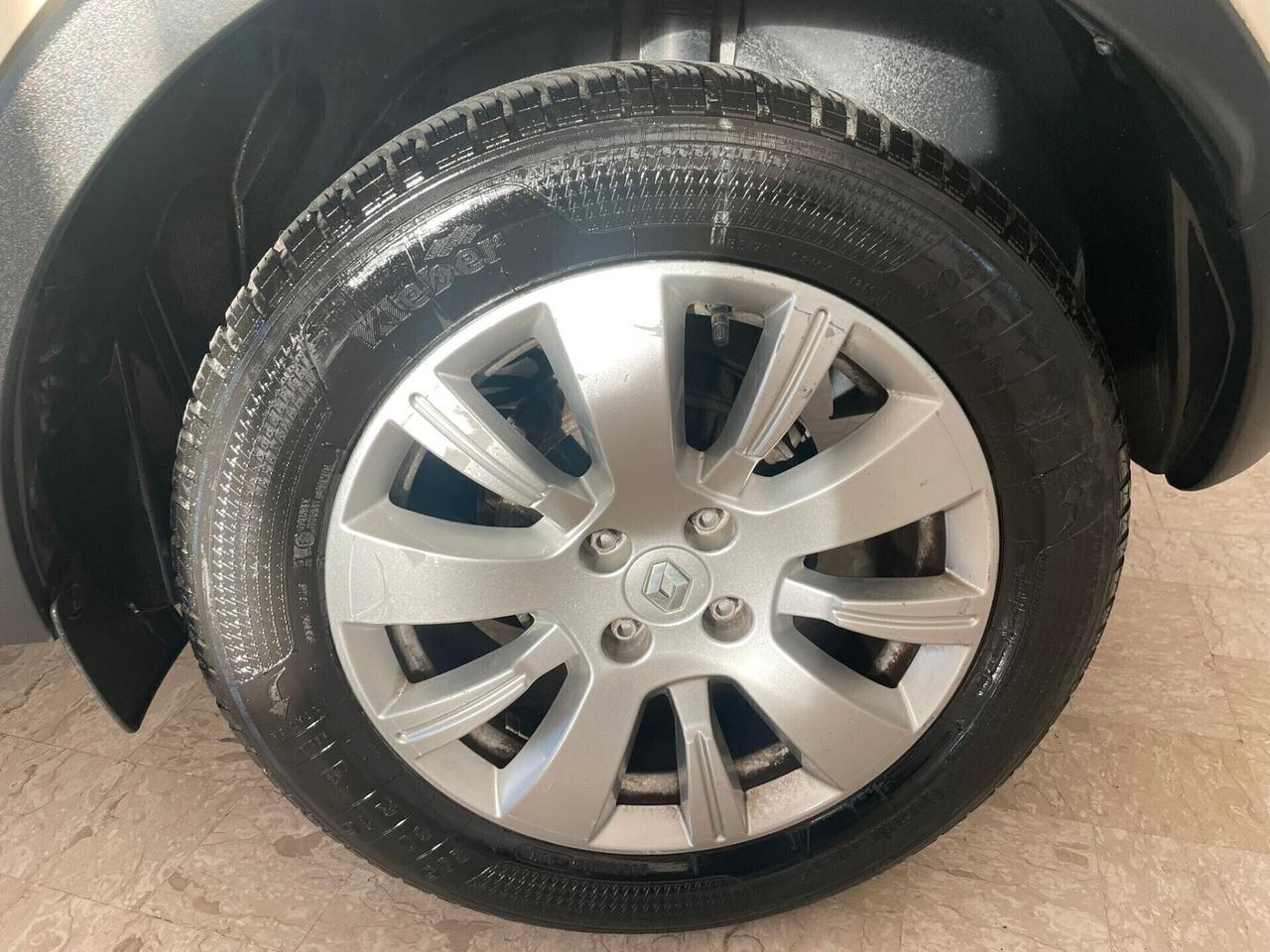 RENAULT CAPTUR 1.5 DCI 90 CV 98.000 KM