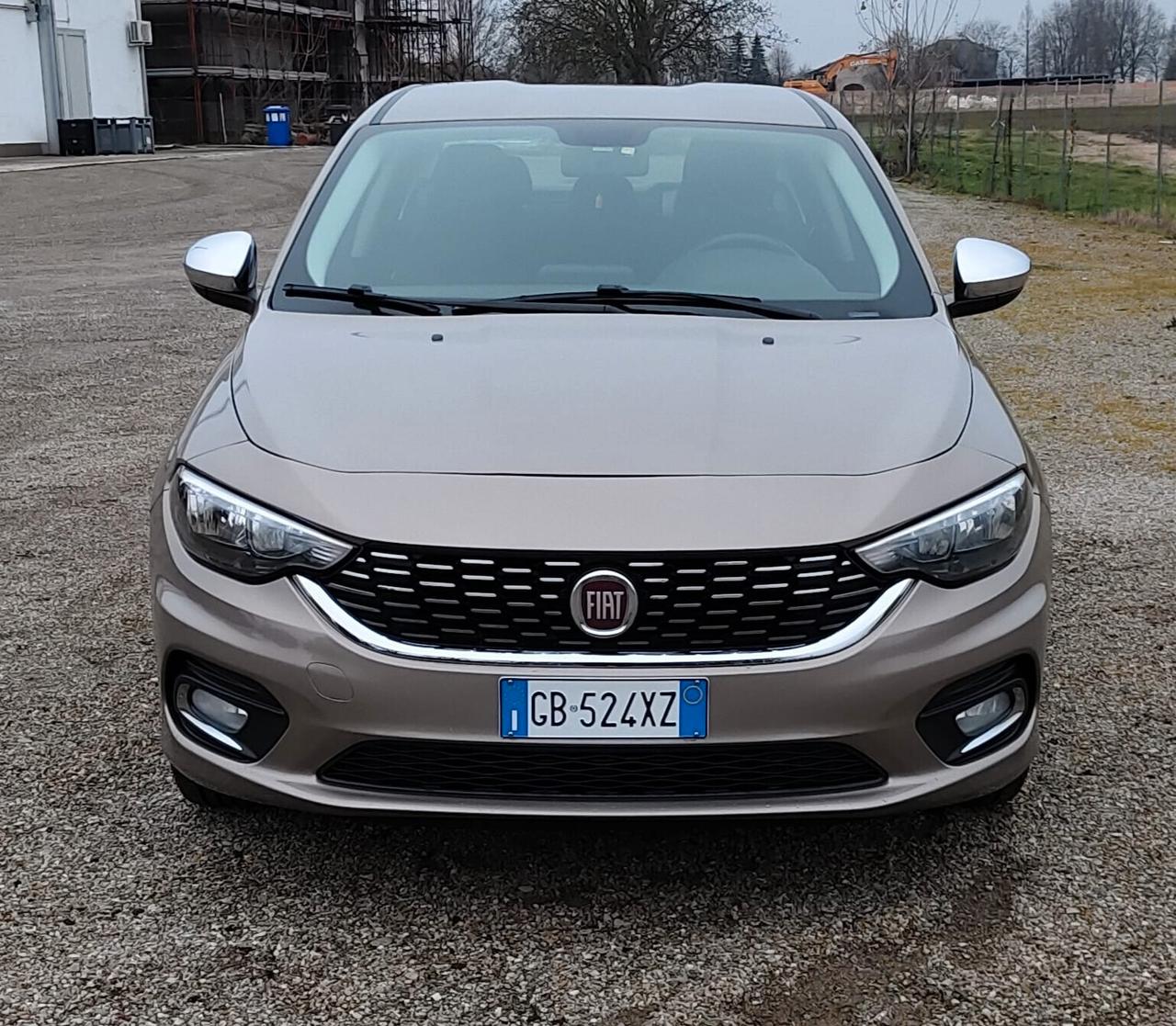 Fiat Tipo 1.0 4 porte