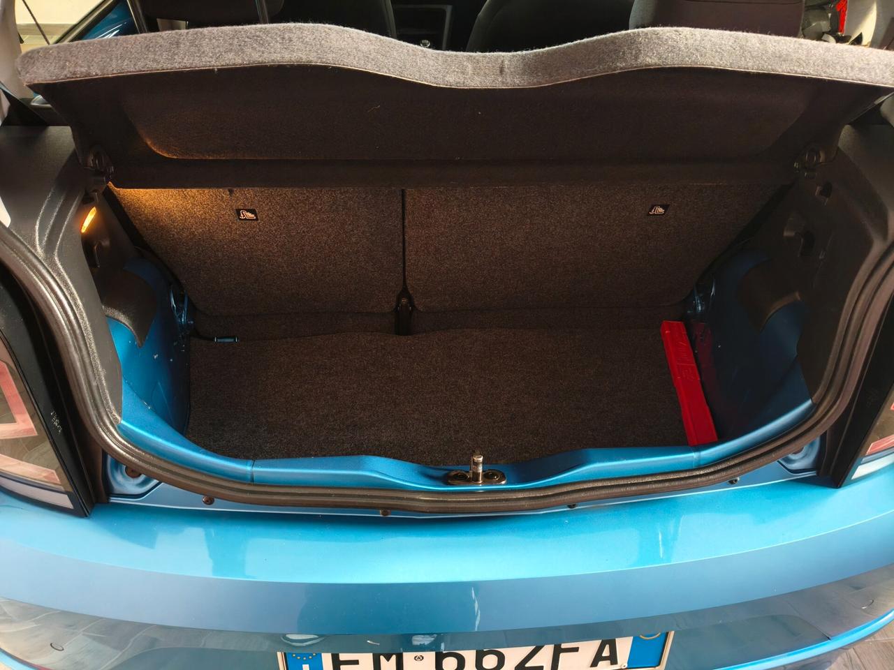 VOLKSWAGEN UP 1000 FULL OPTIONAL 12/2017
