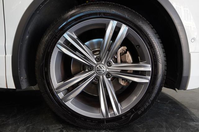 VOLKSWAGEN Tiguan 2.0 TDI SCR DSG 4MOTION Sport BMT