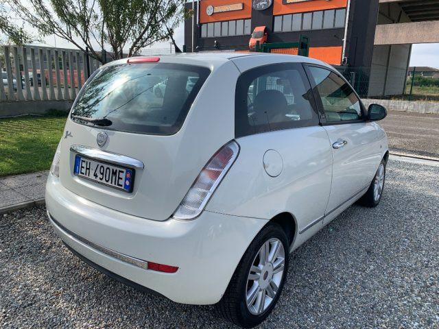 LANCIA Ypsilon 1.2 69 CV Platinum