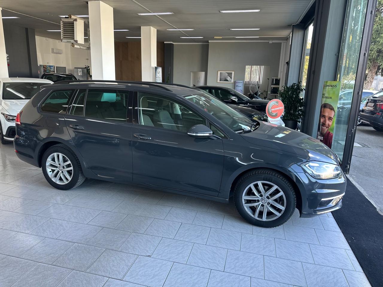 Volkswagen Golf Variant 1.6 TDI 115 CV DSG Business BlueMotion Tech.