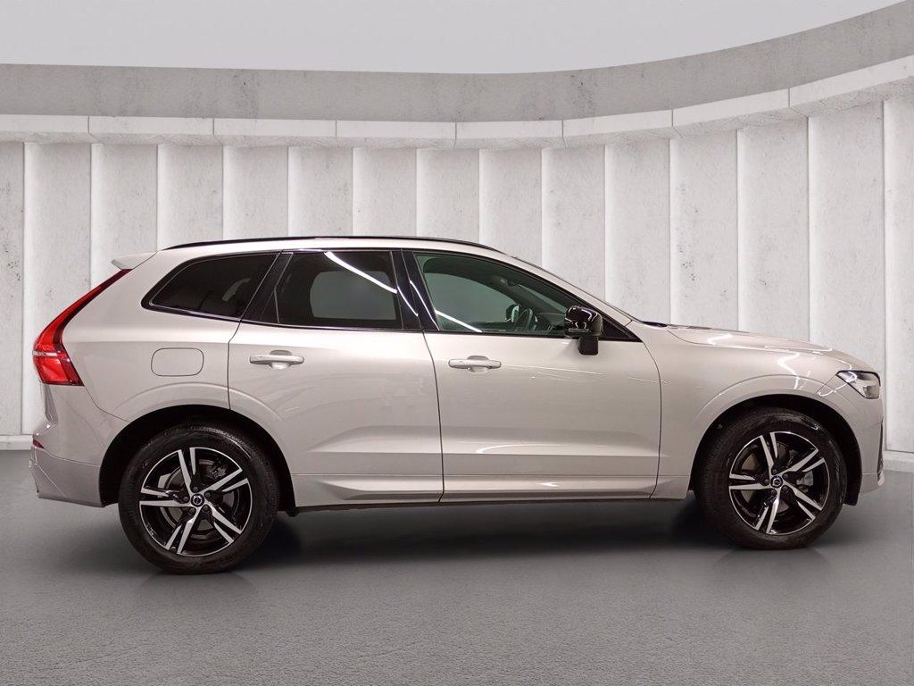 VOLVO XC60 2.0 b4 R-design awd auto my20 del 2022