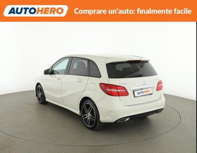MERCEDES-BENZ B 200 d Automatic 4Matic Premium