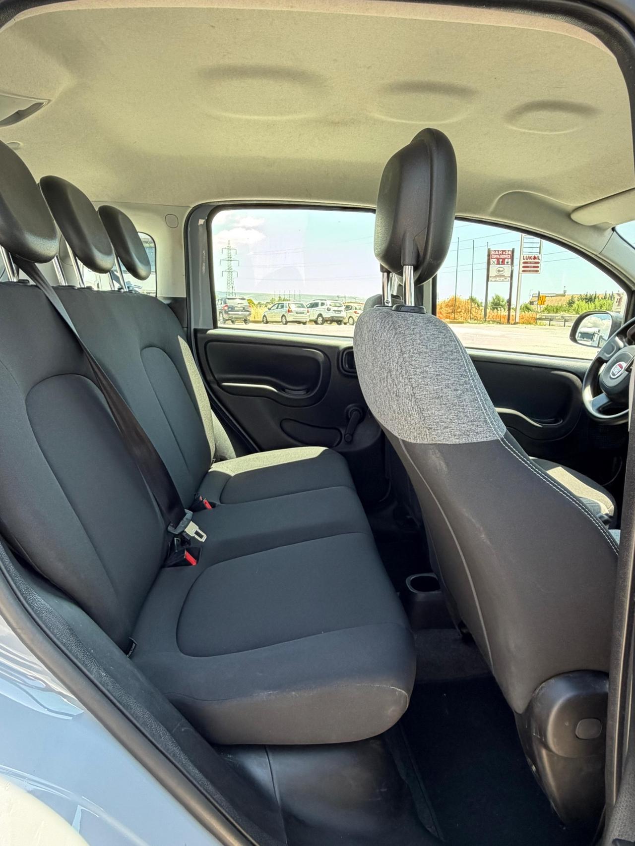 fiat panda benzina bella a dir poco full optional