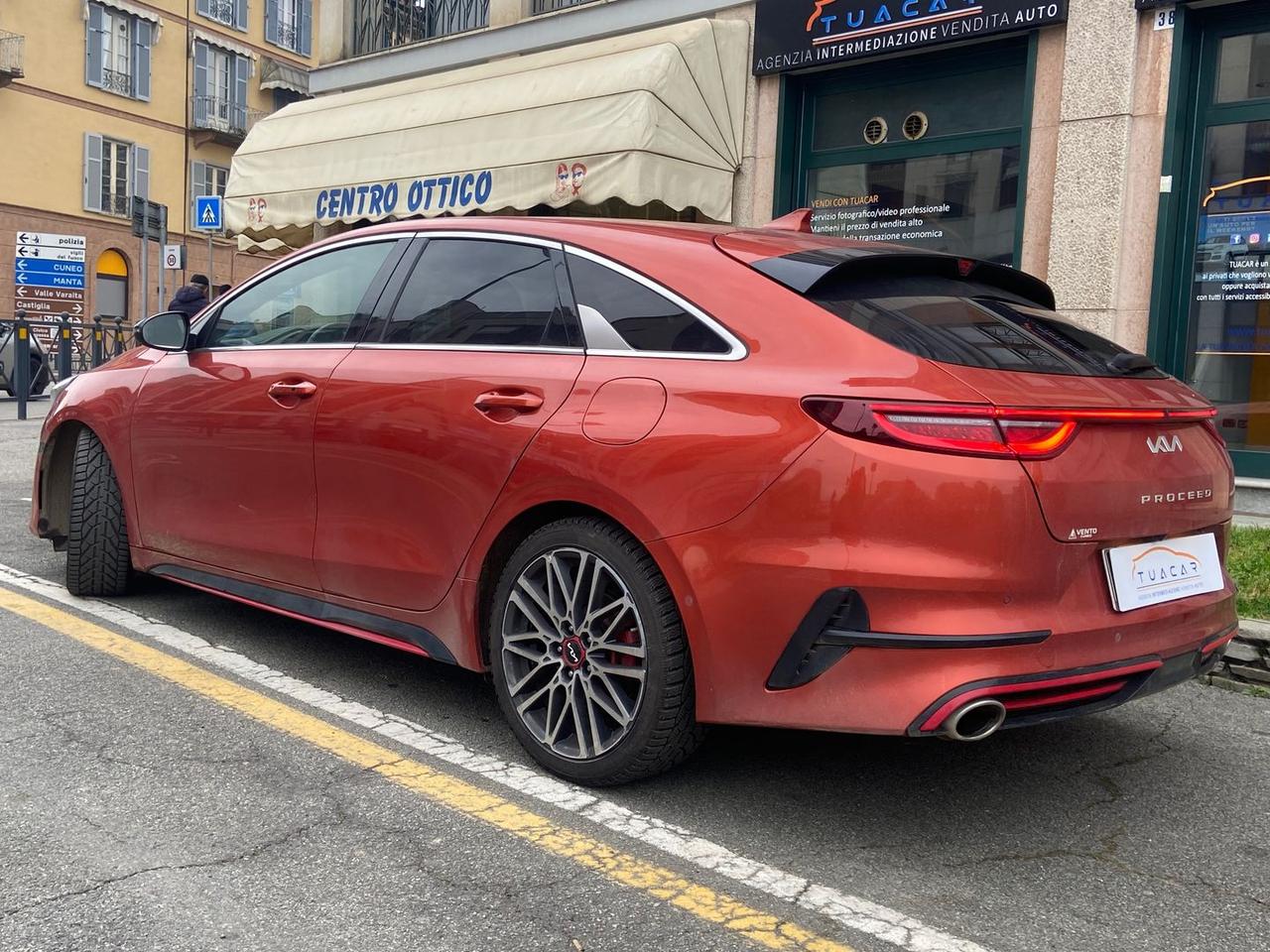 Kia ProCeed 1.6 T-GDI GT GT Line Plus