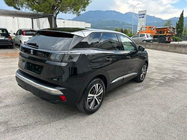 PEUGEOT 3008 PureTech Turbo 130 S&S Allure Pack
